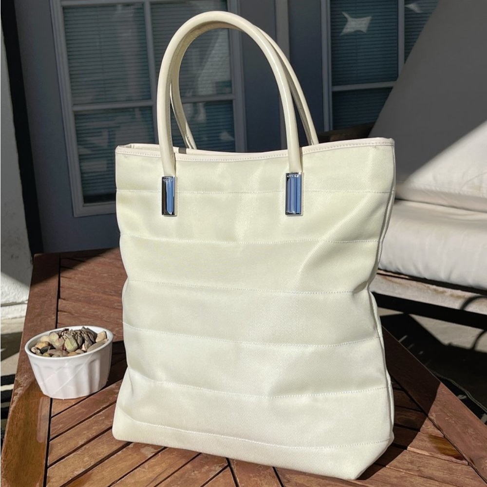 AUTHENTIC Gucci Tote/Handbag